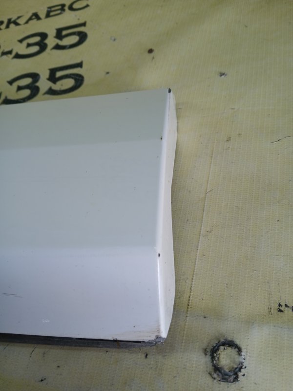 Накладка двери задняя правая Q3 2021 83A 2.0 CZRA Накладка двери задняя правая Q3 2021 83A 2.0 CZRA