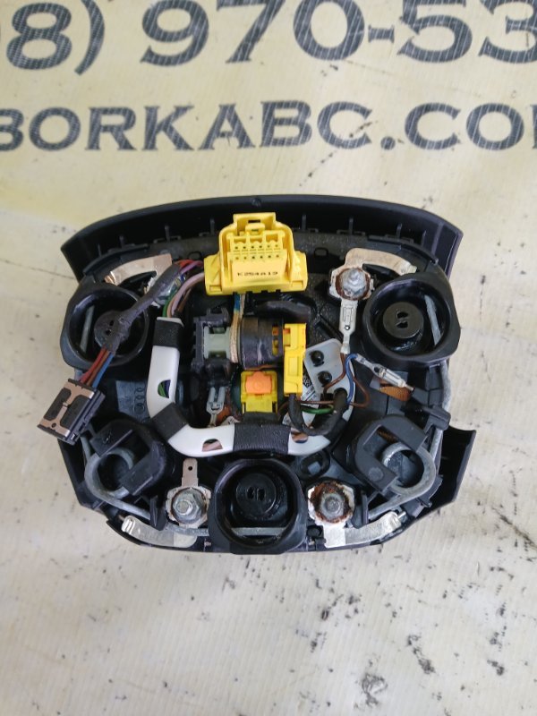 Подушка безопасности в руль Q7 2020 4M DCBD Подушка безопасности в руль Q7 2020 4M DCBD