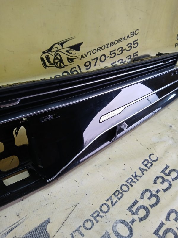 Декоративная накладка Audi Q7 4M DCBD Декоративная накладка Audi Q7 4M DCBD