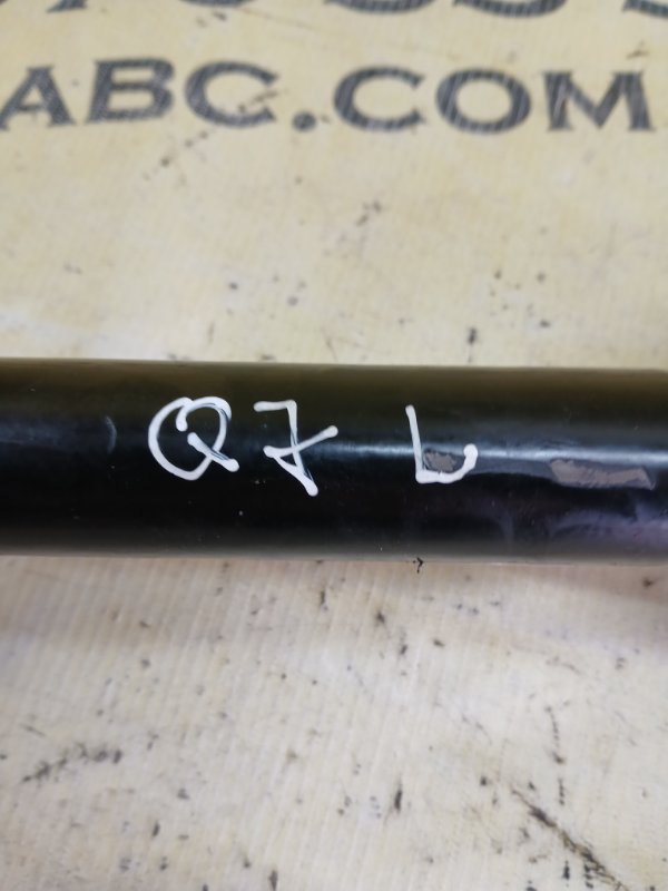 Полуось передний левый Q7 2020 4M DCBD Полуось передний левый Q7 2020 4M DCBD