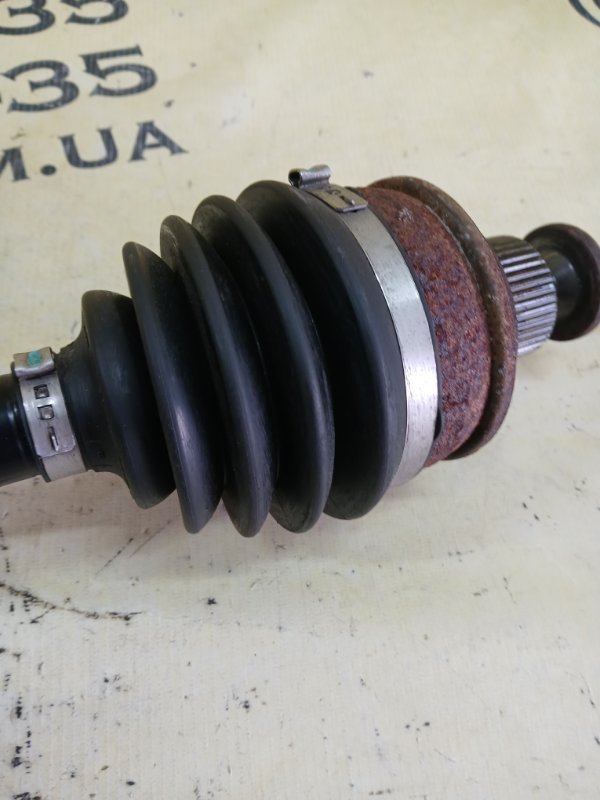 Полуось передний правый Q7 2020 4M DCBD Полуось передний правый Q7 2020 4M DCBD