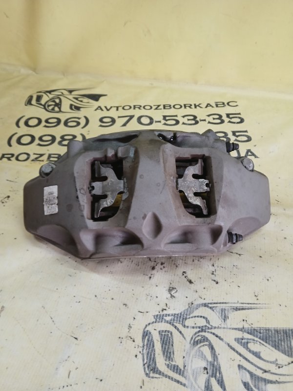 Супорт передний правый Q7 2020 4M DCBD Супорт передний правый Q7 2020 4M DCBD