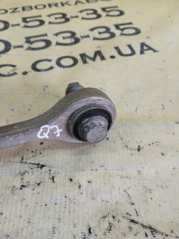 Стойка стабилизатора передняя Q7 2020 4M DCBD Стойка стабилизатора передняя Q7 2020 4M DCBD