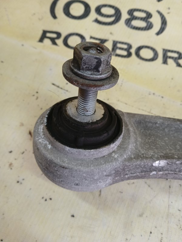 Рычаг подвески нижний передний левый Audi Q7 4M DCBD Рычаг подвески нижний передний левый Audi Q7 4M DCBD