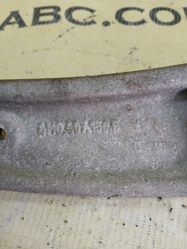 Рычаг подвески нижний передний правый Q7 2020 4M DCBD