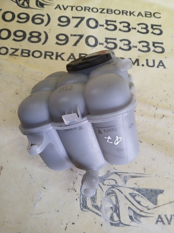 Бачок расширительный Q7 2020 4M DCBD Бачок расширительный Q7 2020 4M DCBD