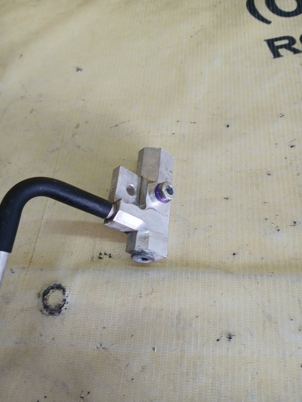 Трубка кондиционера Q7 2020 4M DCBD