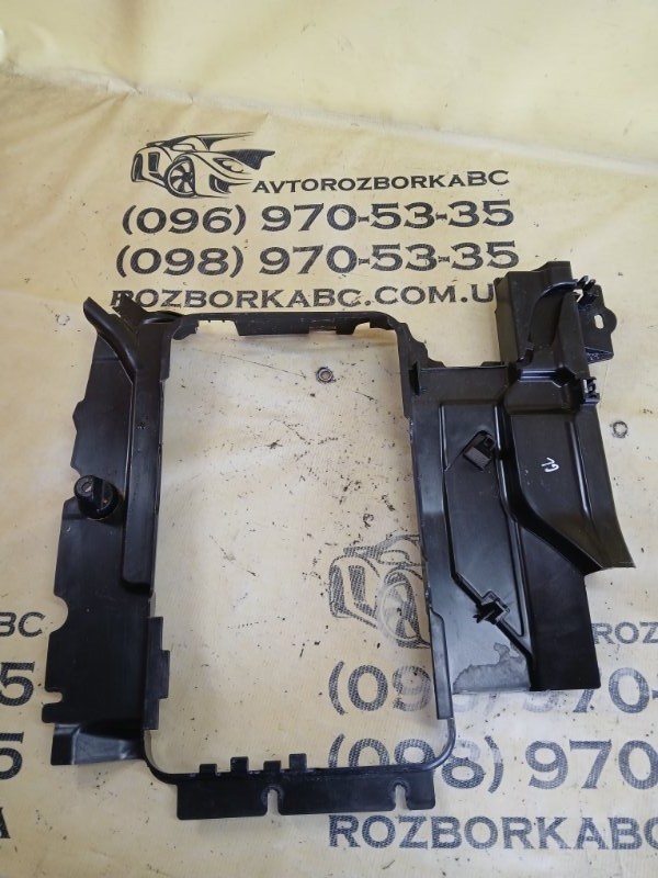 Накладка пола правая Mercedes-Benz gl 450 2015 x166 276 3.0 biturbo A1666840018 Б/У