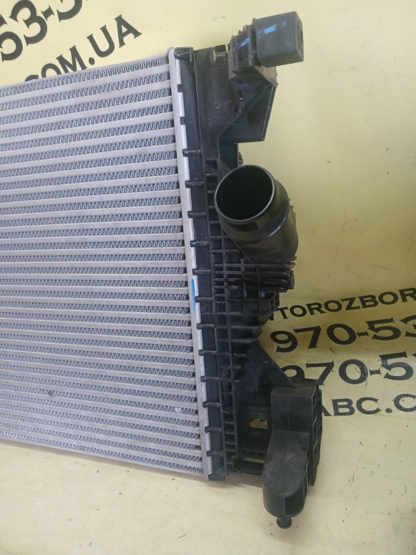 Радиатор интеркуллера GLB 2022 250 26092030411829 Радиатор интеркуллера GLB 2022 250 26092030411829