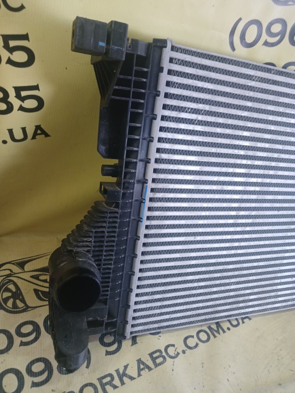 Радиатор интеркуллера Mercedes-Benz GLB 250 26092030411829 Радиатор интеркуллера Mercedes-Benz GLB 250 26092030411829