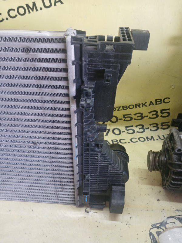 Радиатор интеркуллера GLB 2022 250 26092030411829 Радиатор интеркуллера GLB 2022 250 26092030411829