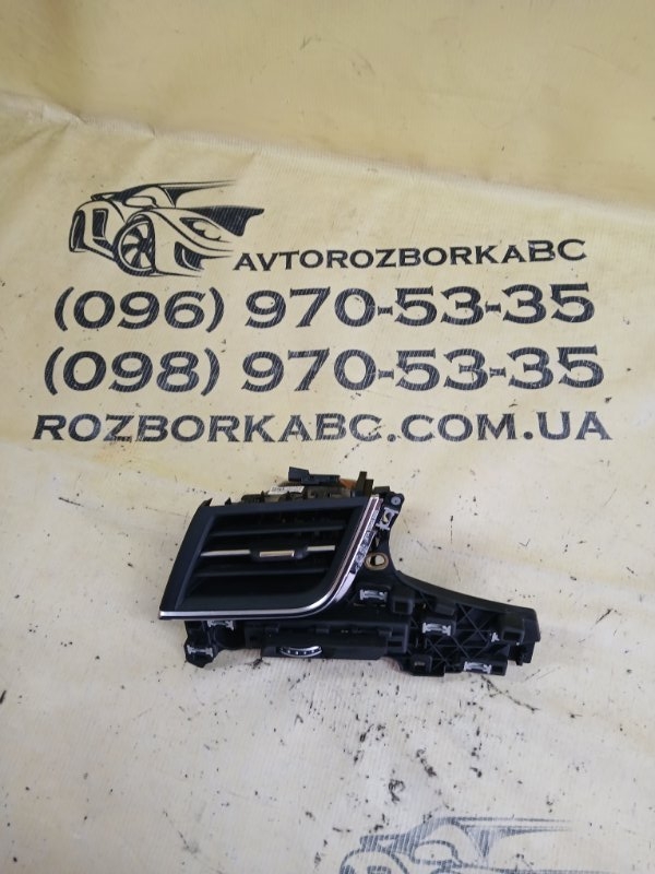 Запчасть дефлектор салона передний левый Audi Q7 2016 4M 3.0 4M1820901 Б/У Дефлектор салона передний левый Audi Q7 2016 4M 3.0 4M1820901 Б/У