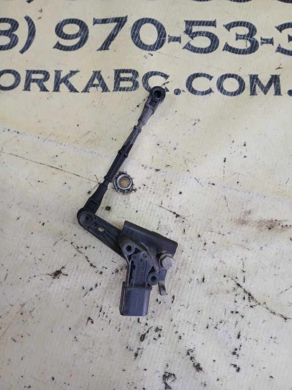 Датчик положение кузова задний Audi Q7 4M 3.0 Датчик положение кузова задний Audi Q7 4M 3.0