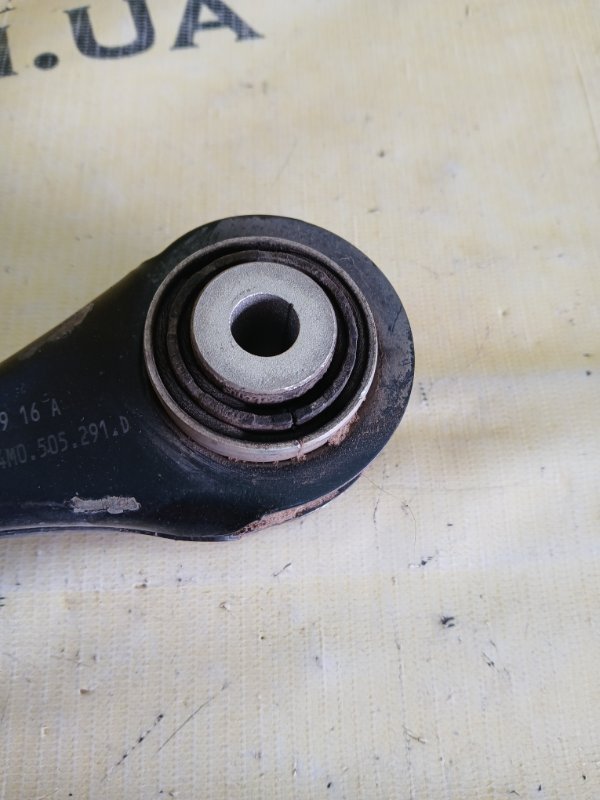 Рычаг поперечный задний левый Audi Q7 4M 3.0 Рычаг поперечный задний левый Audi Q7 4M 3.0