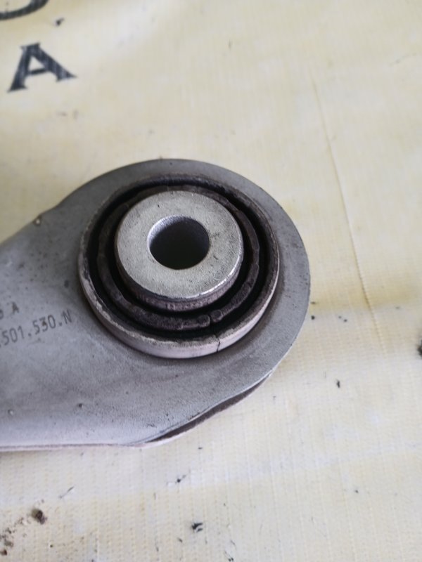 Рычаг поперечный задний правый Audi Q7 4M 3.0 Рычаг поперечный задний правый Audi Q7 4M 3.0