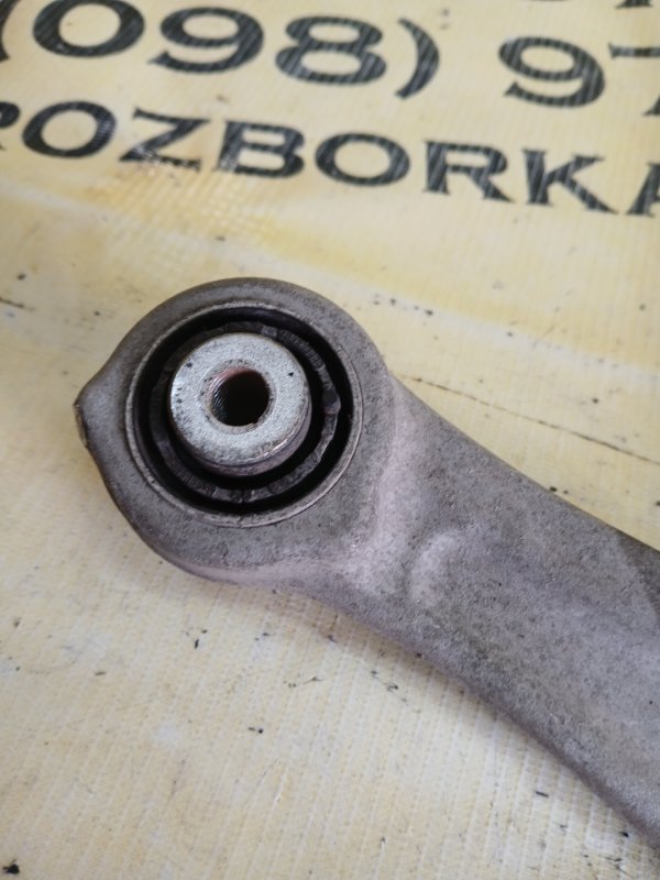 Рычаг подвески верхний задний правый Q7 2016 4M 3.0 Рычаг подвески верхний задний правый Q7 2016 4M 3.0