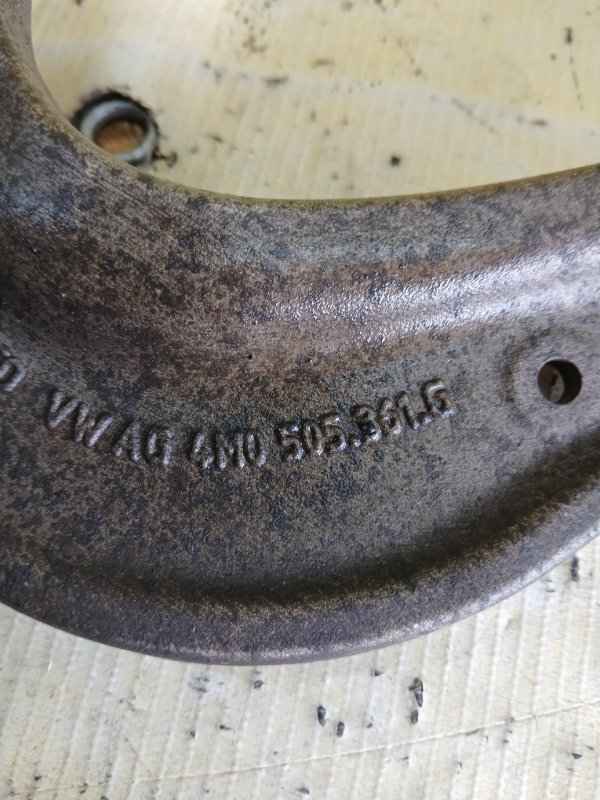 Рычаг подвески верхний задний правый Q7 2016 4M 3.0 Рычаг подвески верхний задний правый Q7 2016 4M 3.0