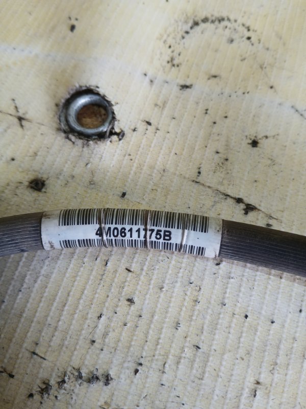 Шланг тормозной задний Q7 2016 4M 3.0 Шланг тормозной задний Q7 2016 4M 3.0