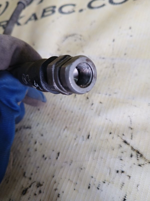 Шланг тормозной задний Q7 2016 4M 3.0 Шланг тормозной задний Q7 2016 4M 3.0