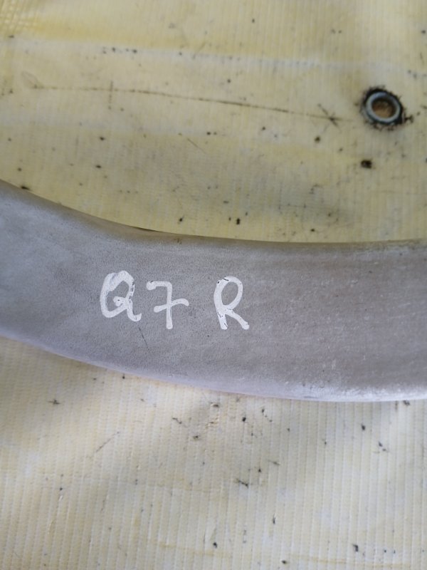 Рычаг поперечный задний правый Q7 2016 4M 3.0 Рычаг поперечный задний правый Q7 2016 4M 3.0