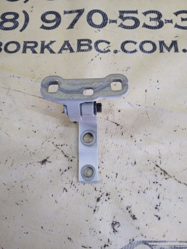 Петля двери верхняя передняя левая Volvo XC90 2.0 A2 Петля двери верхняя передняя левая Volvo XC90 2.0 A2