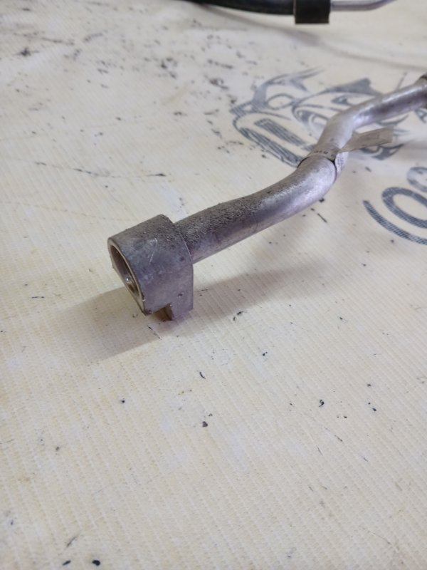 Трубка кондиционера Q7 2016 4M 3.0 Трубка кондиционера Q7 2016 4M 3.0