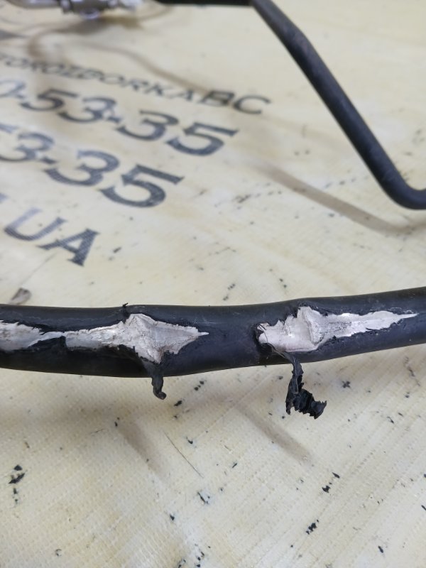 Трубка кондиционера Q7 2016 4M 3.0 Трубка кондиционера Q7 2016 4M 3.0