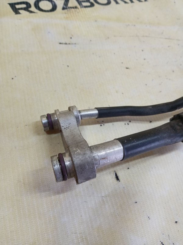 Трубка кондиционера Audi Q7 4M 3.0 Трубка кондиционера Audi Q7 4M 3.0