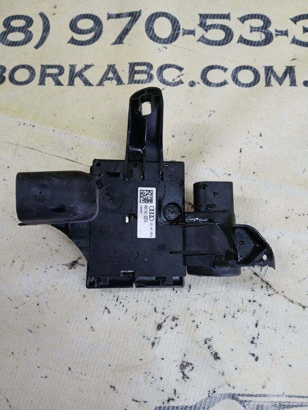 Распределитель потенциалов Q7 2016 4M 3.0 Распределитель потенциалов Q7 2016 4M 3.0