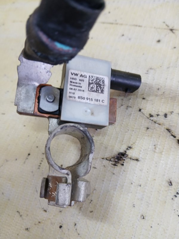 Клемма минусовая Q7 2016 4M 3.0 Клемма минусовая Q7 2016 4M 3.0