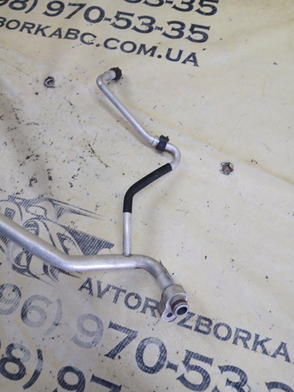 Трубка кондиционера Audi Q7 4M 3.0 Трубка кондиционера Audi Q7 4M 3.0