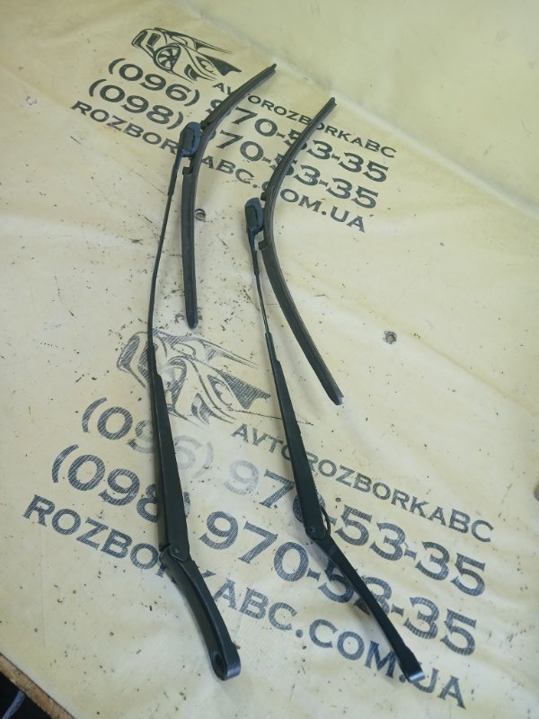 Запчасть дворники Volkswagen Tiguan 2019 Allspace 2.0 DGUA 5NN95541003C Б/У Дворники Volkswagen Tiguan 2019 Allspace 2.0 DGUA 5NN95541003C Б/У