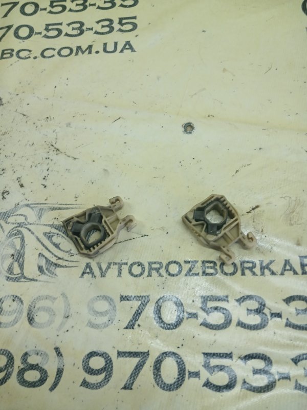 Кронштейн радиатора Tiguan 2019 Allspace 2.0 DGUA Кронштейн радиатора Tiguan 2019 Allspace 2.0 DGUA