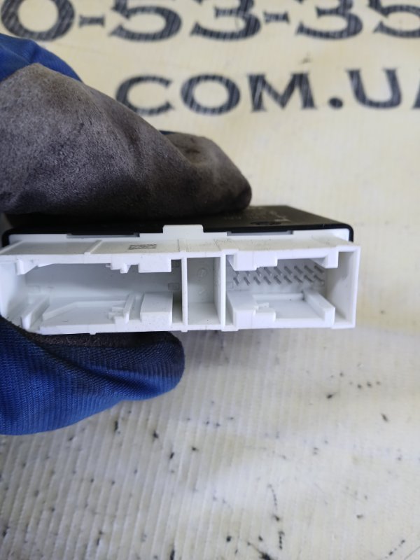 Блок управление парктрониками BMW X1 F48 B46A20 Блок управление парктрониками BMW X1 F48 B46A20