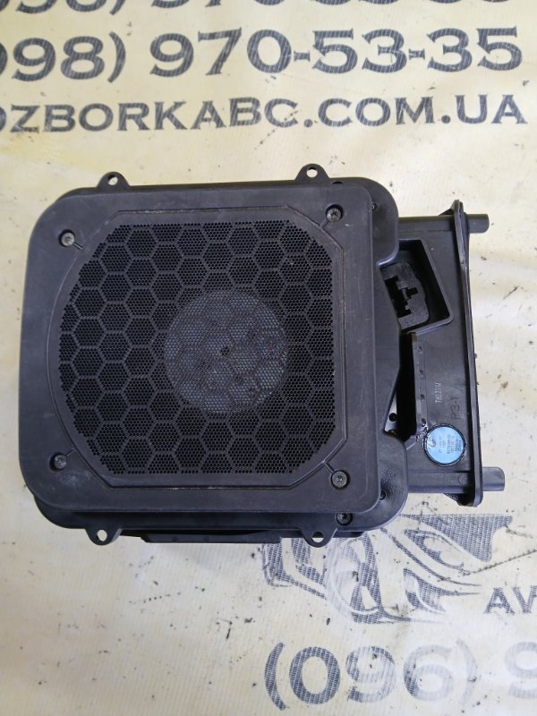 Динамик передний правый X1 2017 F48 B46A20 Динамик передний правый X1 2017 F48 B46A20