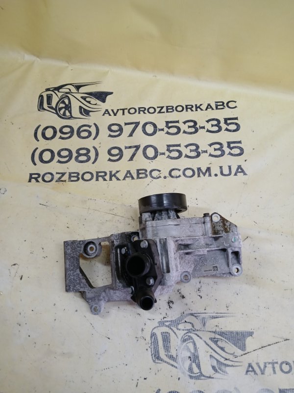 Помпа BMW X1 2017 F48 B46A20 11 51 8 601 366 Б/У