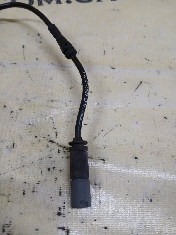 Датчик износа тормозных колодок задний BMW X1 F48 B46A20 Датчик износа тормозных колодок задний BMW X1 F48 B46A20