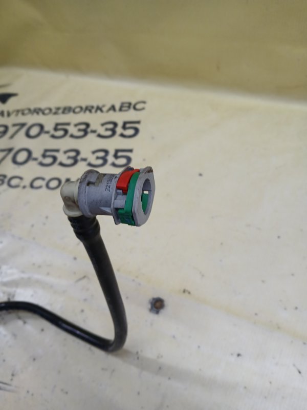 Трубка вакуумна Mercedes-Benz GLB 250 26092030411829 Трубка вакуумна Mercedes-Benz GLB 250 26092030411829