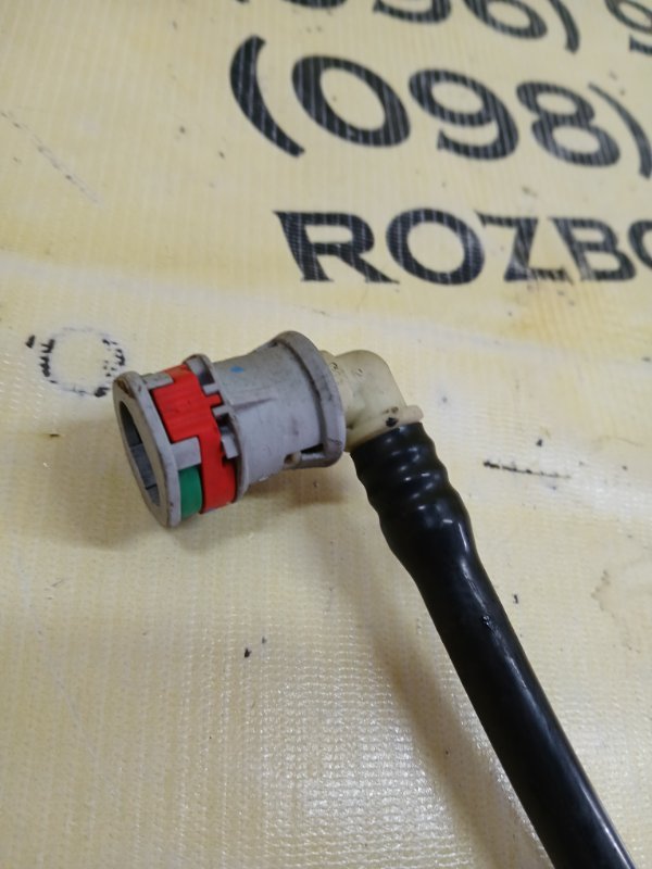 Трубка вакуумна Mercedes-Benz GLB 250 26092030411829 Трубка вакуумна Mercedes-Benz GLB 250 26092030411829