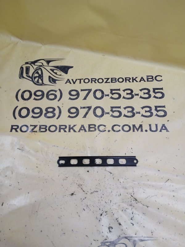 Запчасть кронштейн Mercedes-Benz GLB 2022 250 26092030411829 A1776224100 Б/У Кронштейн Mercedes-Benz GLB 2022 250 26092030411829 A1776224100 Б/У