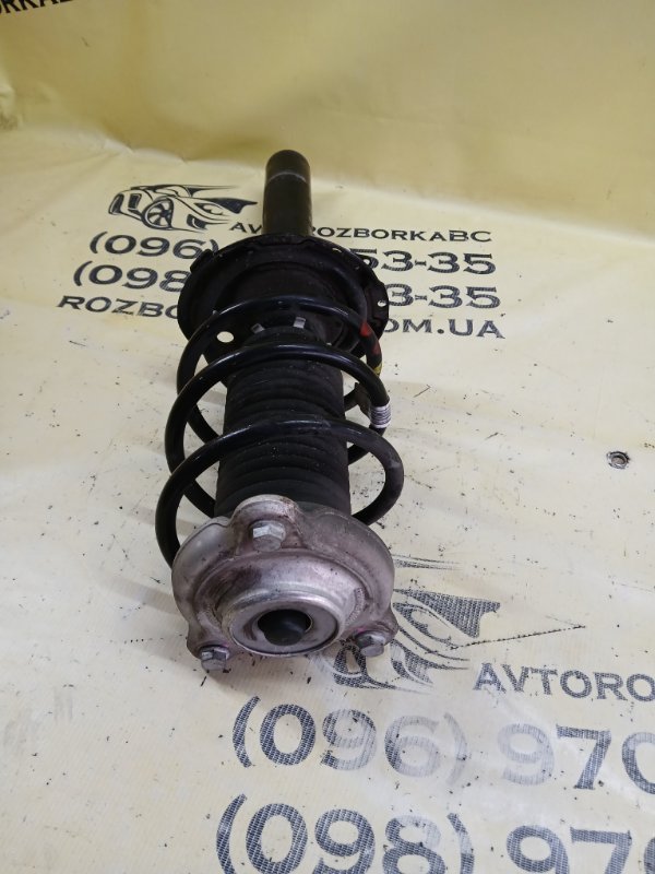 Амортизатор подвески передний левый GLB 2022 250 26092030411829 Амортизатор подвески передний левый GLB 2022 250 26092030411829