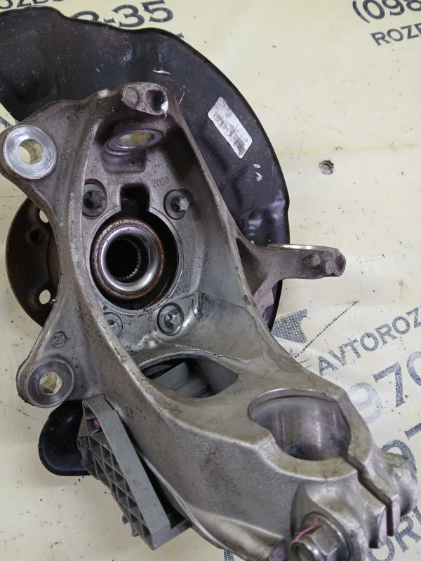 Цапфа передняя левая GLB 2022 250 26092030411829 Цапфа передняя левая GLB 2022 250 26092030411829