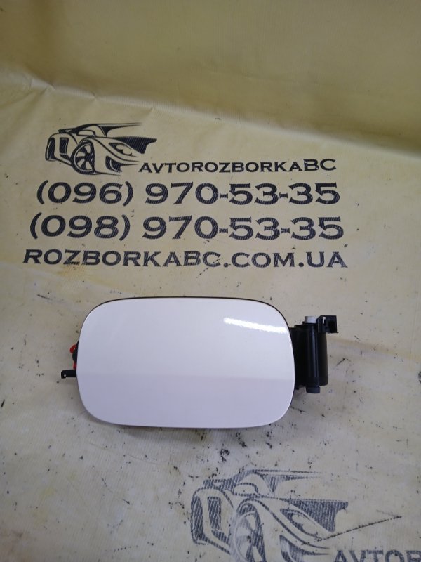 Запчасть лючок топливного бака Mercedes-Benz gl 450 2015 x166 276 3.0 biturbo A1667570106 Б/У Лючок топливного бака Mercedes-Benz gl 450 2015 x166 276 3.0 biturbo A1667570106 Б/У