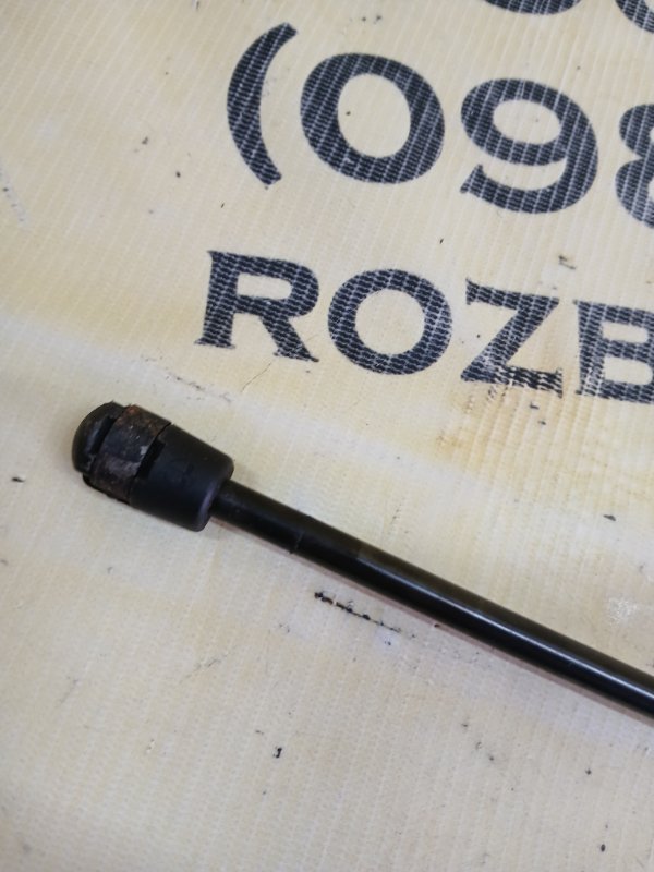 Амортизатор капота передний левый Mercedes-Benz gl 450 x166 276 3.0 biturbo Амортизатор капота передний левый Mercedes-Benz gl 450 x166 276 3.0 biturbo