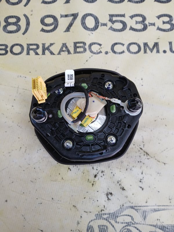 Подушка безопасности в руль Mercedes-Benz gl 450 x166 276 3.0 biturbo Подушка безопасности в руль Mercedes-Benz gl 450 x166 276 3.0 biturbo