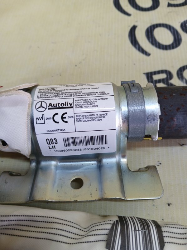 Подушка безопасности боковая левая Mercedes-Benz gl 450 x166 276 3.0 biturbo Подушка безопасности боковая левая Mercedes-Benz gl 450 x166 276 3.0 biturbo