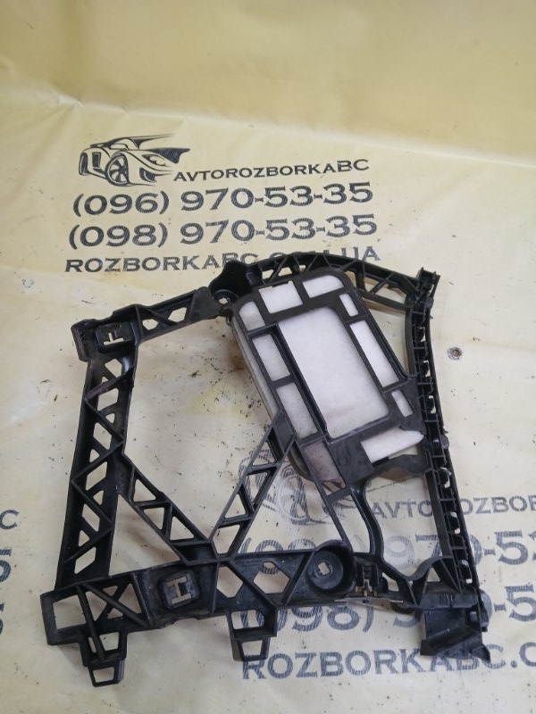 Запчасть кронштейн заднего бампера задний правый Mercedes-Benz gl 450 2015 x166 276 3.0 biturbo A1668858200 Б/У Кронштейн заднего бампера задний правый Mercedes-Benz gl 450 2015 x166 276 3.0 biturbo A1668858200 Б/У