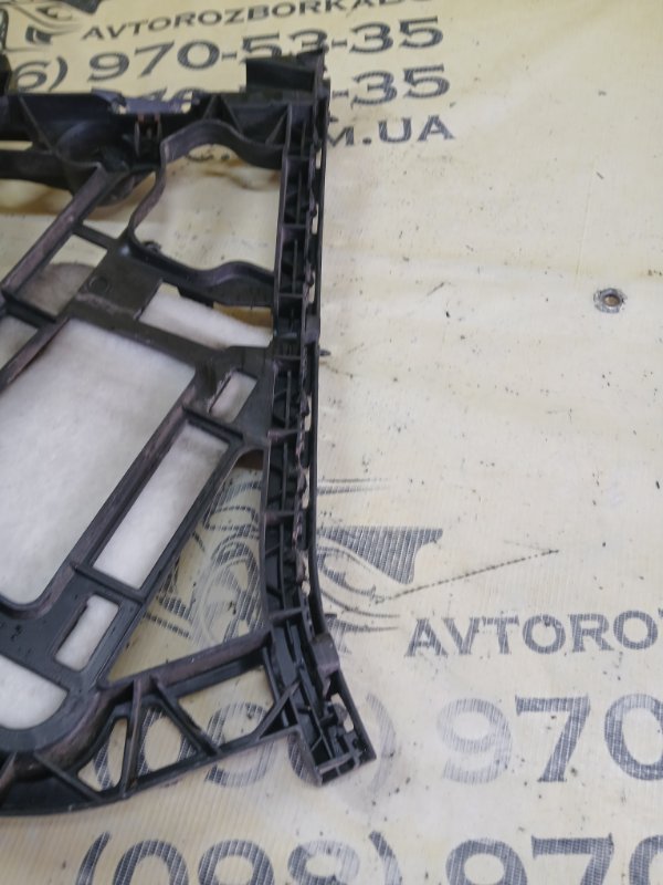 Кронштейн заднего бампера задний левый Mercedes-Benz gl 450 x166 276 3.0 biturbo Кронштейн заднего бампера задний левый Mercedes-Benz gl 450 x166 276 3.0 biturbo