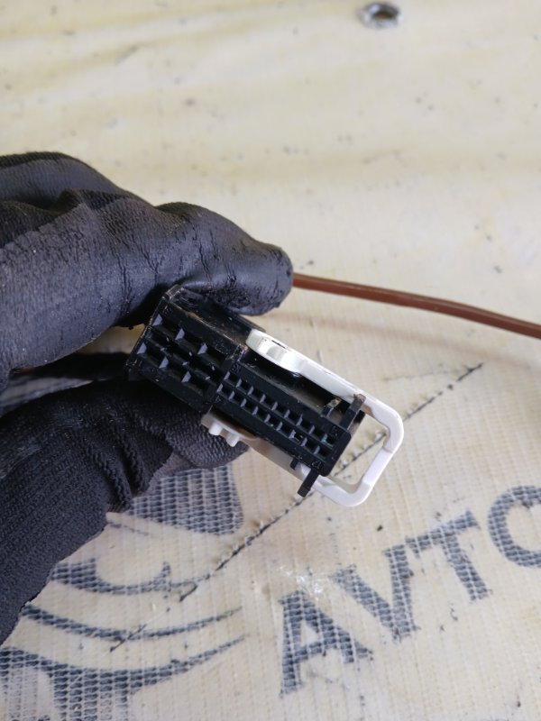 Жгут проводов фаркопа Audi Q7 4M 3.0 Жгут проводов фаркопа Audi Q7 4M 3.0