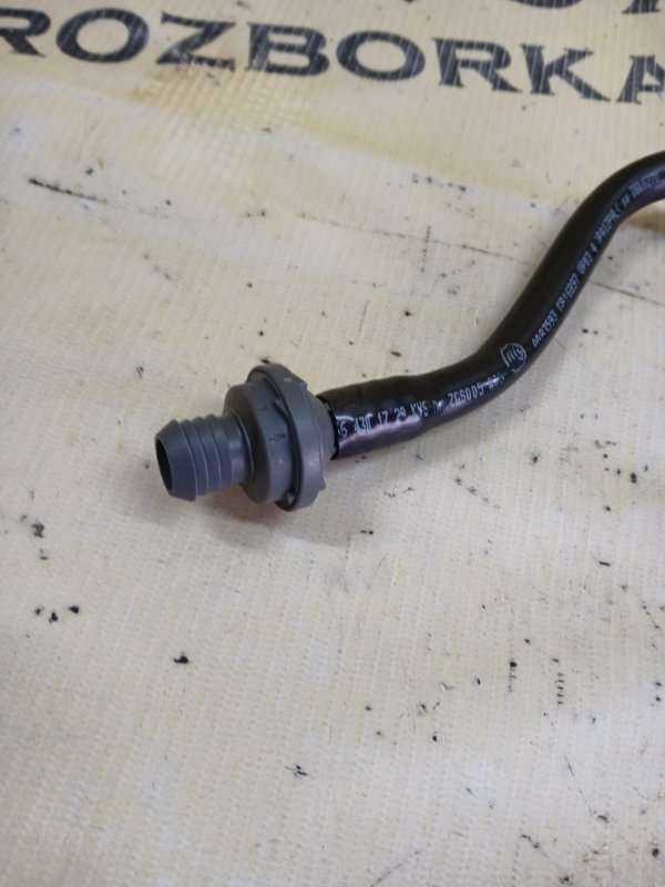 Трубка вакуумна Mercedes-Benz gl 450 x166 276 3.0 biturbo